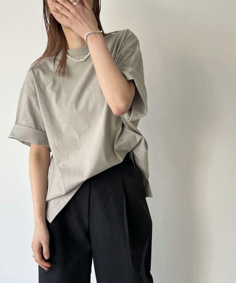 via j(ヴィアジェイ)胸ロゴ半袖Tシャツ