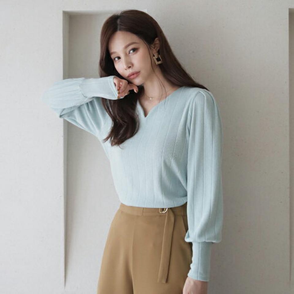 VネックリブTシャツ・全3色・t66666 レディース 【tops】【トップス Tシャツ 長袖 リブ リブトップス Vネック 単色 シンプル フェミニン カジュアル 大人 パフスリーブ パフ袖 ボリューム袖 秋 冬 韓国 ファッション】【ハイホリHIHOLLI】