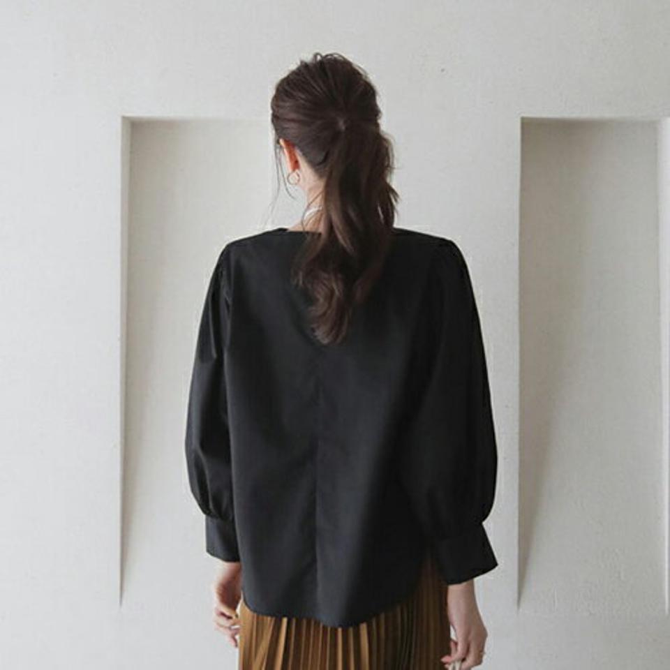 【只今10%OFF】パフスリーブブラウス・全4色・t66660 レディース 【bl】【トップス ブラウス 長袖 パフスリーブ パフ袖 ボリューム袖 袖コンシャス 単色 無地 シンプル フェミニン 秋 冬 韓国 ファッション】【ハイホリHIHOLLI】