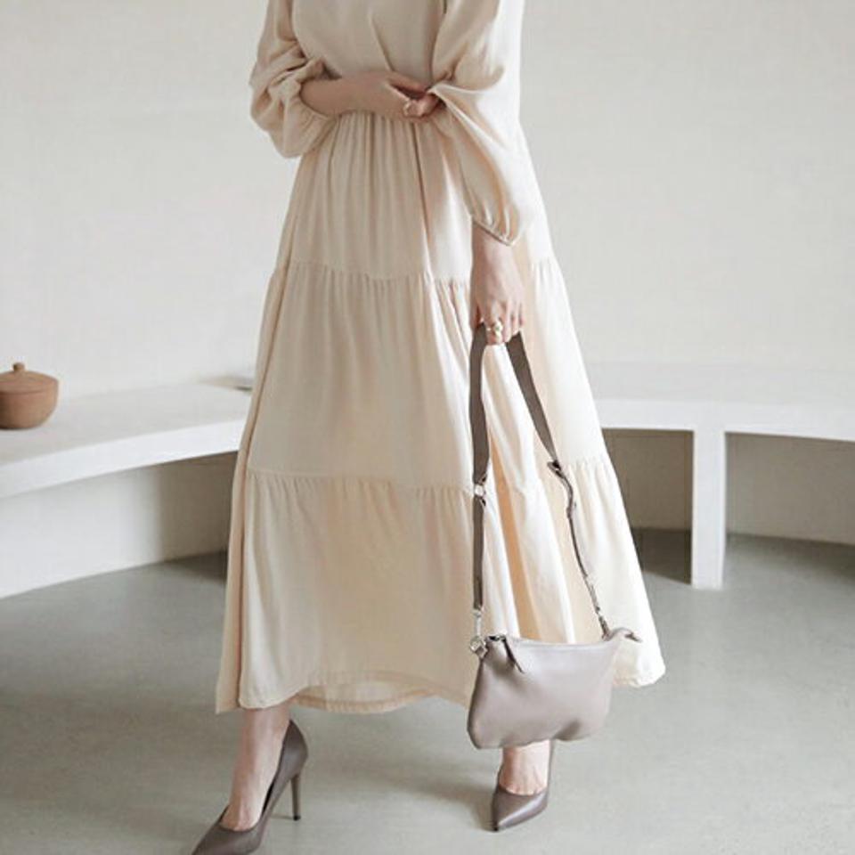 ラウンドティアードワンピース・全3色・b66668 レディース 【ops】【ワンピース ロング ロングワンピース 長袖 ティアード 単色 無地 シンプル フェミニン 体型カバー 楽ちん 秋 冬 韓国 ファッション】【ハイホリHIHOLLI】