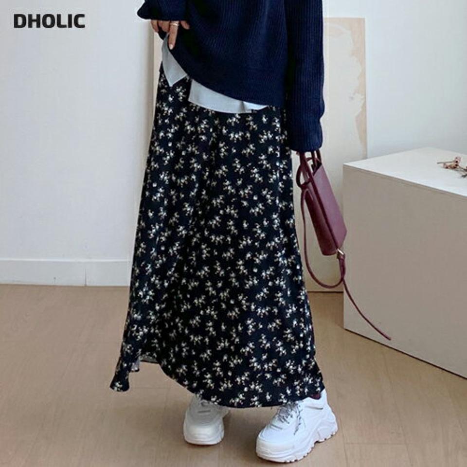 フローラルロングスカート・全2色・b56803 レディース 【sk】【韓国 ファッション ボトムス スカート ロング ロングスカート フレア 花柄 フラワー バックゴム カジュアル 体型カバー シンプル フェミニン デイリー ベーシック 上品 秋 冬】