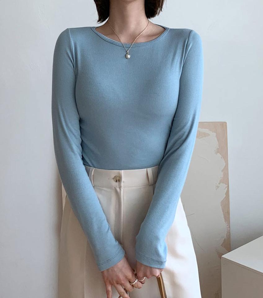 ラウンドスリムTシャツ・全5色・t56768 レディース 【tops】【韓国 ファッション トップス Tシャツ 長袖 ラウンドネック リブ スリム フィット シンプル 春 春Tシャツ 無地 フェミニン 上品 体型カーバー デイリー ベーシック 秋 冬】