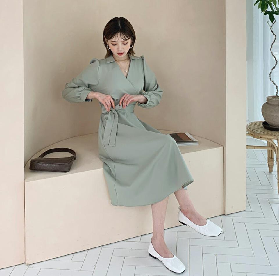 【只今10%OFF】ストラップ付カラーワンピース・全4色・t63012 レディース 【ops】【韓国 ファッション ワンピース ロング ロングワンピース 長袖 カラーネック カシュクール スリム フレア 細身 体型カバー フェミニン 上品 ベーシック シンプル 秋 冬】