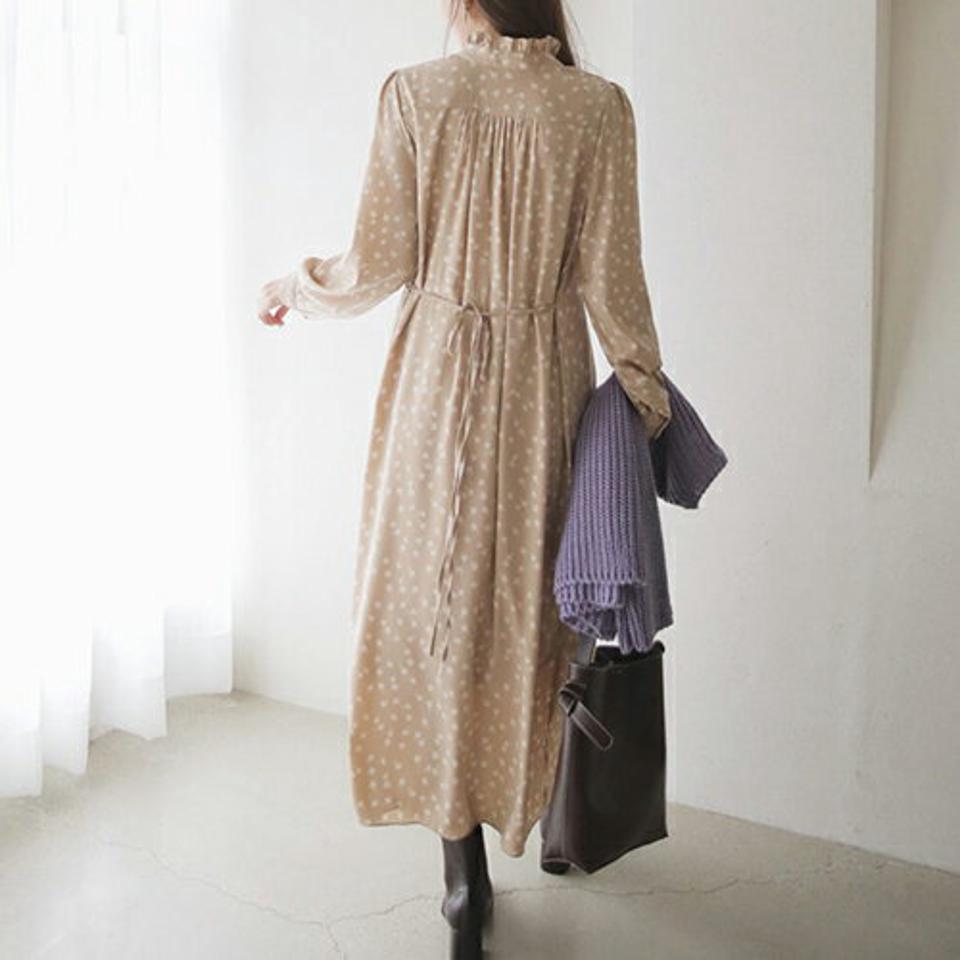 フリルフローラルワンピース・全2色・t66672 レディース 【ops】【ワンピース ロング ロングワンピース 長袖 フリル フリルネック 花柄 フラワー フェミニン 可愛い かわいい フレア 秋 冬 韓国 ファッション】【ハイホリHIHOLLI】