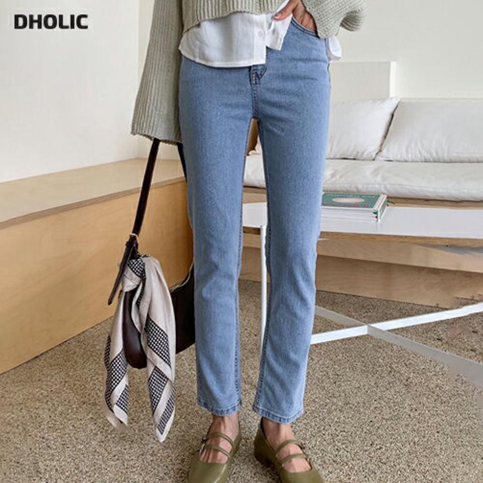 スリムストレートデニムパンツ・全2色・t62724 レディース 【pt】【韓国 ファッション ボトムス パンツ ロング デニムパンツ スリム ストレート 無地 美脚 10分丈 十分丈 カジュアル デイリー 秋 冬】