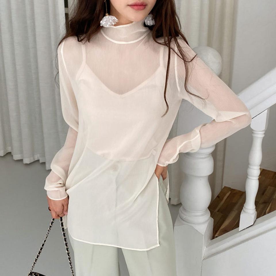 シアーハイネックブラウス・全3色・t64904 レディース 【bl】【韓国 ファッション トップス ブラウス 長袖 上品 ハイネック レイヤード シアー レース シースルー スリット フェミニン 春 カジュアル デイリー 無地 ベーシック 秋 冬】