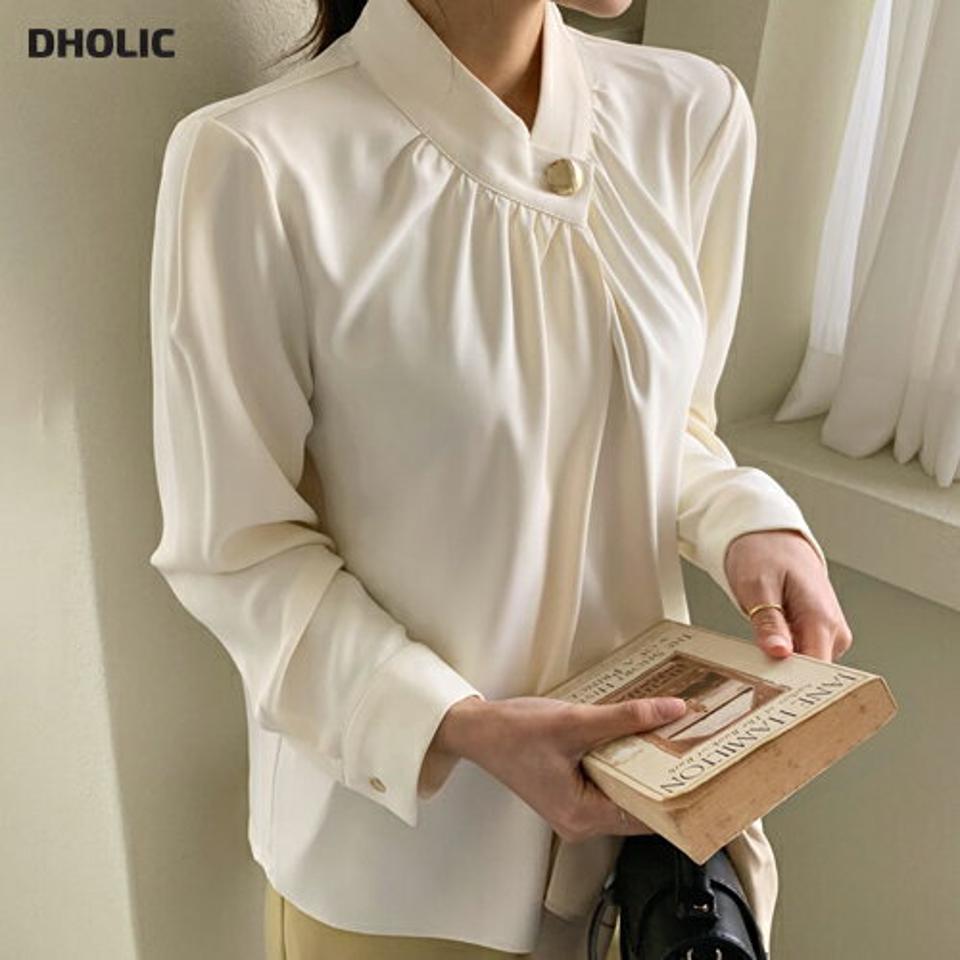 ゴールドボタンブラウス・全2色・t66777 レディース 【bl】【トップス ブラウス 長袖 ゴールドボタン フェミニン きれいめ シンプル 大人 ギャザー 秋 冬 韓国 ファッション】【ハイホリHIHOLLI】