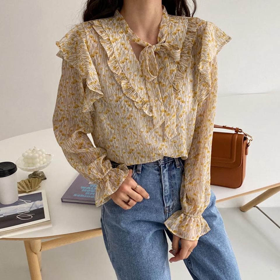 ネックリボン花柄ブラウス・全3色・t64921 レディース 【bl】【韓国 ファッション トップス ブラウス 長袖 上品 ネックリボン シフォン ウェーブ パターン 花柄 V字 フリル フェミニン 春 カジュアル デイリー ベーシック 秋 冬】