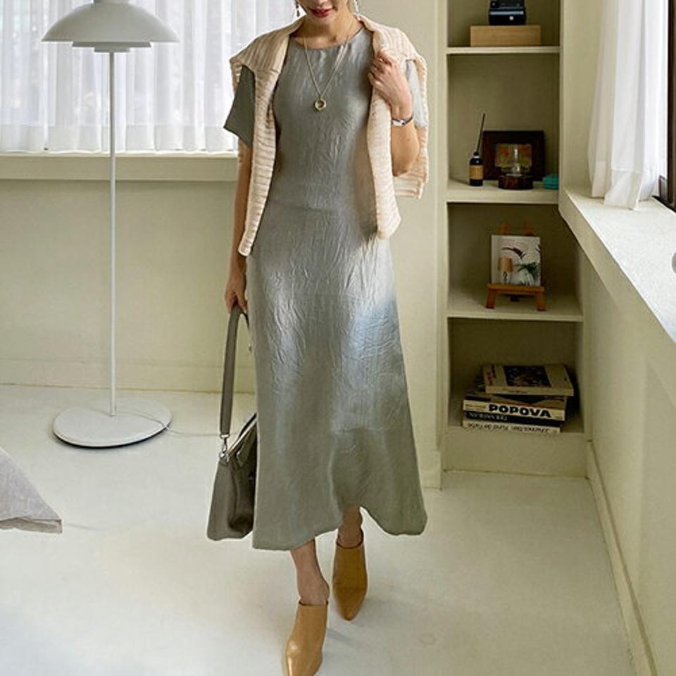 サテン半袖ワンピース・全3色・t66790 レディース 【ops】【ワンピース ロング ロングワンピース 半袖 サテン 単色 無地 シンプル 上品 フェミニン 秋 春 夏 韓国 ファッション】【ハイホリHIHOLLI】