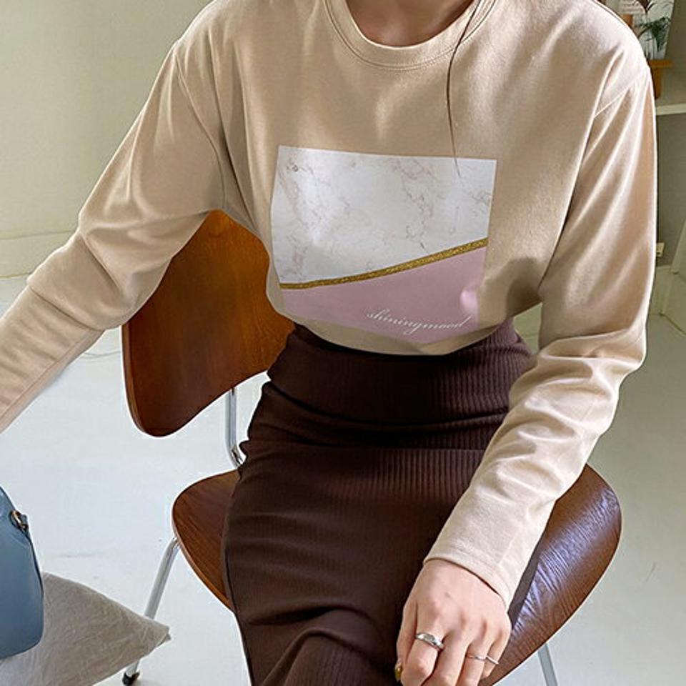 【只今10%OFF】スクエアプリントTシャツ・全4色・b66768 レディース 【tops】【トップス Tシャツ ロンT プリント 長袖 カジュアル ラフ 秋 冬 韓国 ファッション】【ハイホリHIHOLLI】【BT】