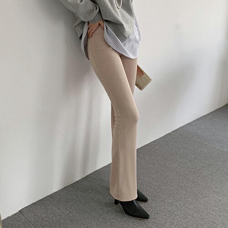 リブブーツカットパンツ・全4色・t66808 レディース 【pt】【パンツ ズボン ロングパンツ リブ リブパンツ ブーツカット 単色 シンプル 大人 カジュアル 秋 冬 韓国 ファッション】【ハイホリHIHOLLI】