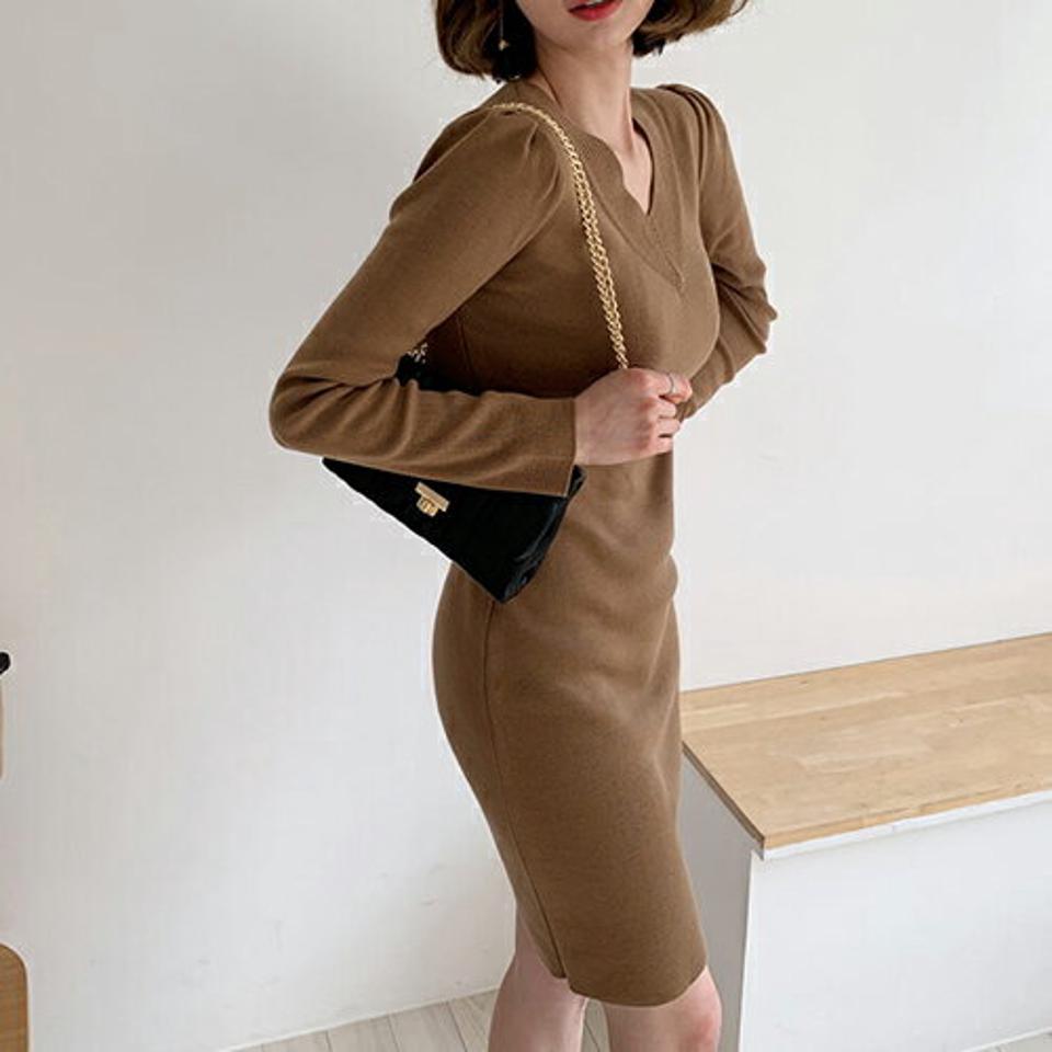 Vネックパフニットワンピース・全4色・t64928 レディース 【ops】【韓国 ファッション ワンピース ミディ ミディワンピース シンプル ニットワンピース Vネック パフスリーブ Hライン フェミニン 無地 上品 ゆったり 春 体型カバー 秋 冬】