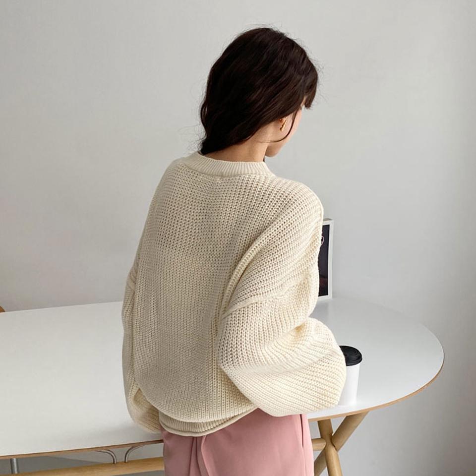 ロールヘムラウンドニット・全3色・t64916 レディース 【tops】【韓国 ファッション トップス ニット 長袖 ラフ ラウンドネック シンプル ボリューム 体型カーバー デイリー フェミニン ベーシック 無地 秋 冬】