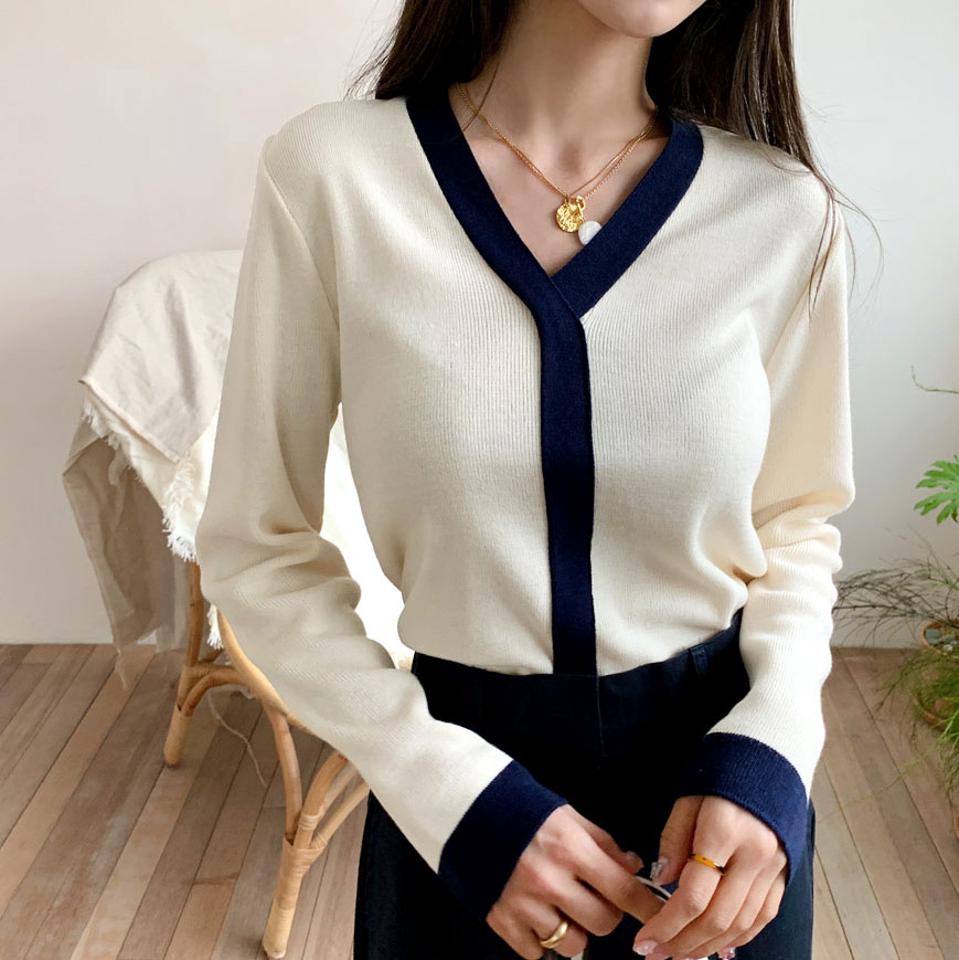 【只今10%OFF】配色ラインVネックニット・全4色・b61550 レディース 【tops】【韓国 ファッション トップス ニット 長袖 Vネック 配色 デコルテ シンプル 体型カーバー デイリー フェミニン ベーシック 無地 秋 冬】