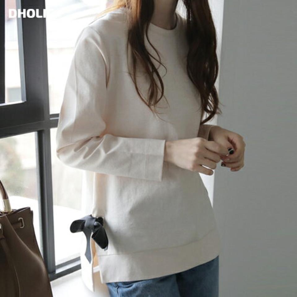 リボン付スリットTシャツ・全3色・b66833 レディース 【tops】【トップス Tシャツ 長袖 スリット リボン りぼん 単色 無地 可愛い かわいい 秋 冬 韓国 ファッション】【ハイホリHIHOLLI】