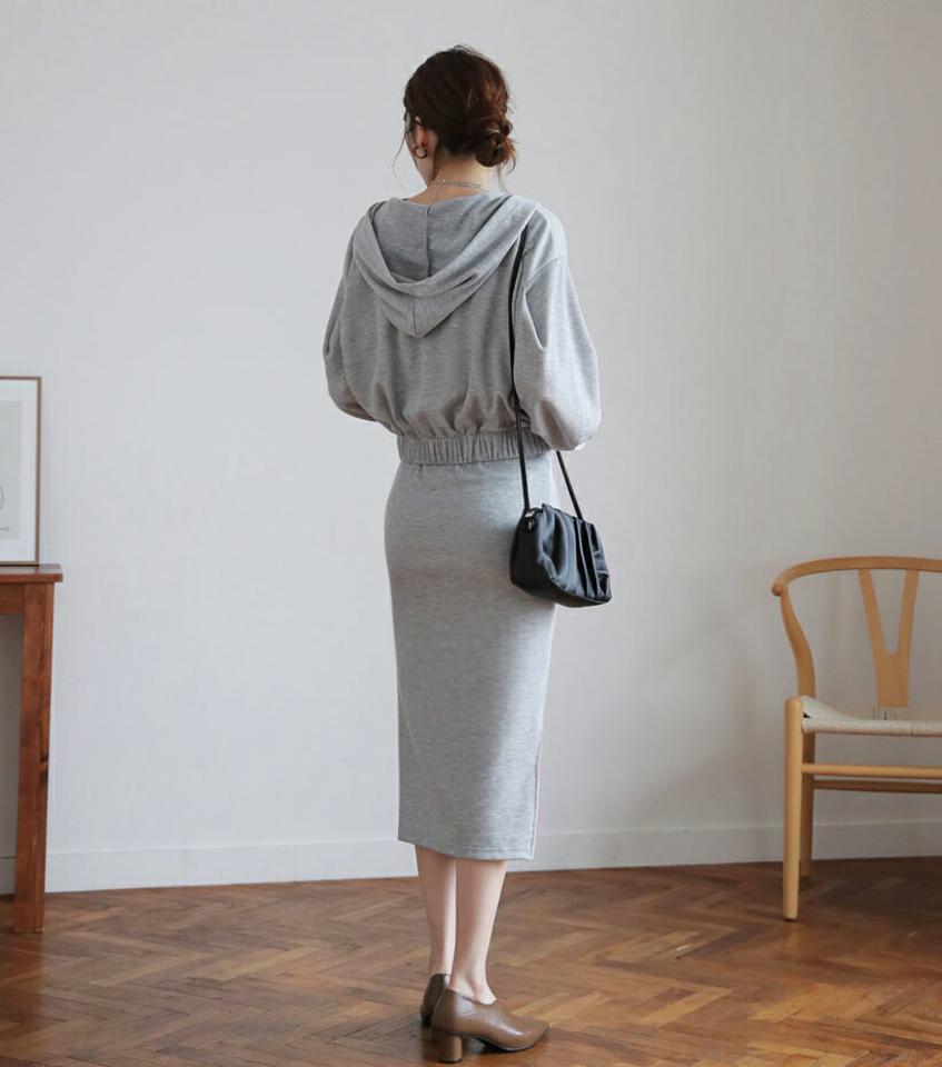 フードジップアップ&ワンピースSET・全3色・t66838 レディース 【ops】【セットアップ setup トップス ジップアップ 長袖 パーカー フード ワンピース ロングワンピース スリーブレス 単色 無地 秋 冬 春 夏 韓国 ファッション】【ハイホリHIHOLLI】