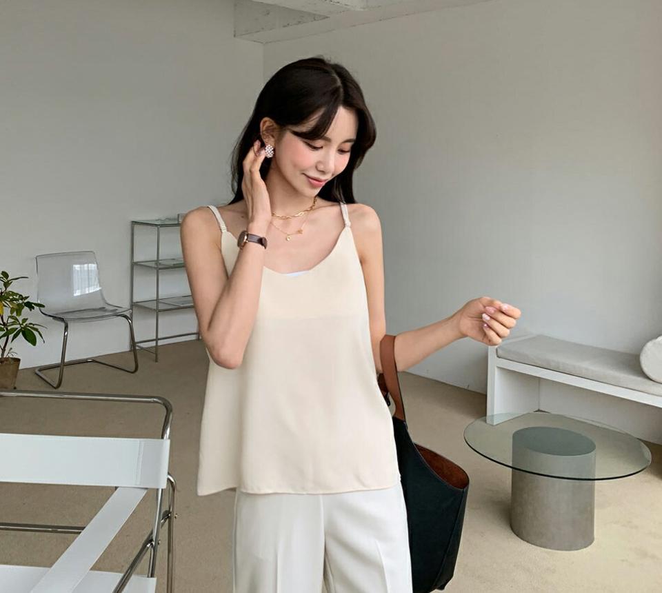 Vネックキャミソール・全5色・t61546 レディース 【tops】【韓国 ファッション トップス Tシャツ スリーブレス　キャミソール キャミ Vネック カジュアル 上品 体型カーバー デイリー ベーシック 春 春Tシャツ 秋 冬】