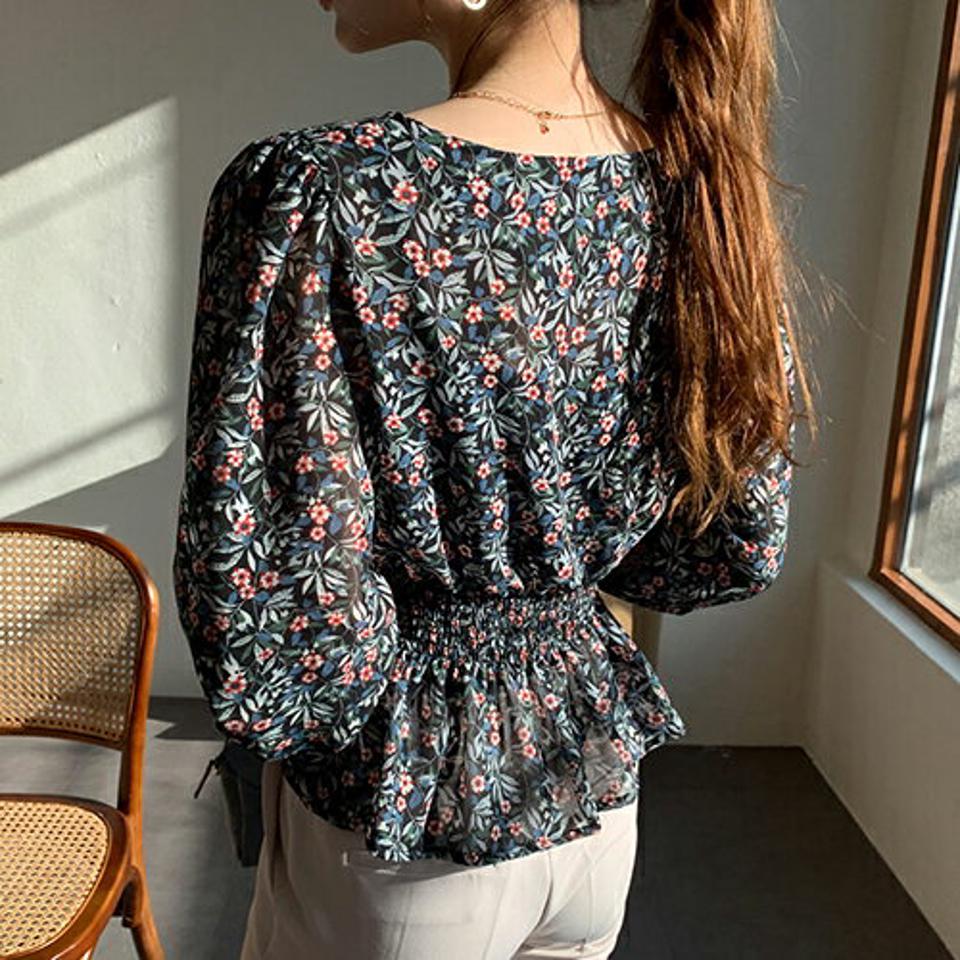 フラワーシフォンブラウス・全4色・t66762 レディース 【bl】【トップス ブラウス シフォン フラワー 花柄 フェミニン 可愛い かわいい 透け感 大人 秋 冬 韓国 ファッション】【ハイホリHIHOLLI】【fw】