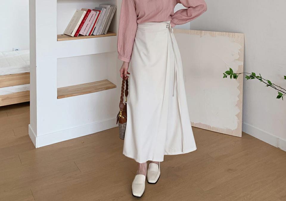 リボンラップスカート・全3色・t56830 レディース 【sk】【韓国 ファッション ボトムス スカート ロング ロングスカート ラップスカート フレア アイレットリング リボン カジュアル 体型カバー シンプル フェミニン デイリー 上品 秋 冬】