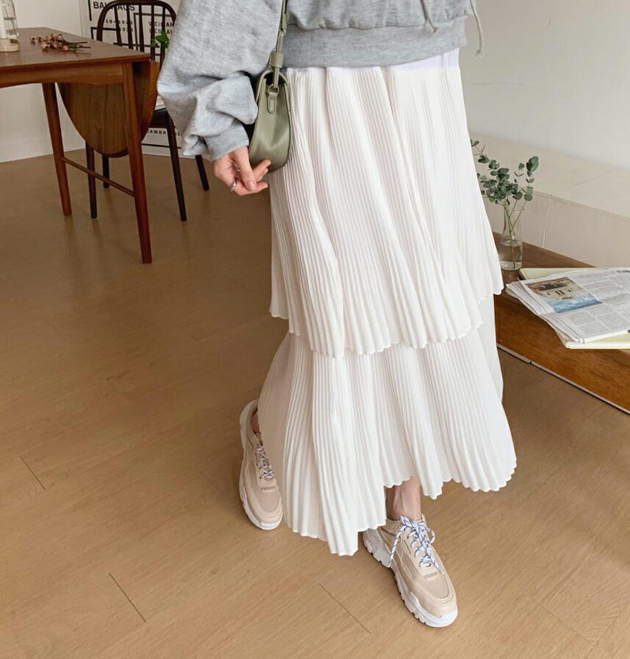 レイヤードプリーツワンピース・全2色・t56841 レディース 【ops】【韓国 ファッション ワンピース ロング ロングワンピース ラウンドネック レイヤード調 プリーツ ティアード ボリューミー スリーブレス 上品 フェミニン カジュアル 秋 冬】