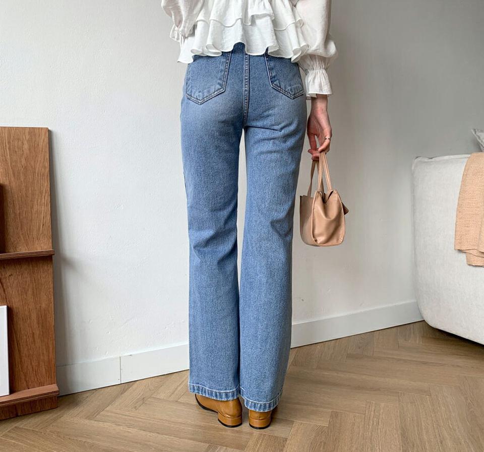 セミブーツカットデニムパンツ・全1色・t56833 レディース 【pt】【韓国 ファッション ボトムス パンツ デニム ロング セミブーツカット 美脚 ベルトループ ウォッシング スタイリッシュ 細身 10分丈 十分丈 カジュアル 無地 秋 冬】