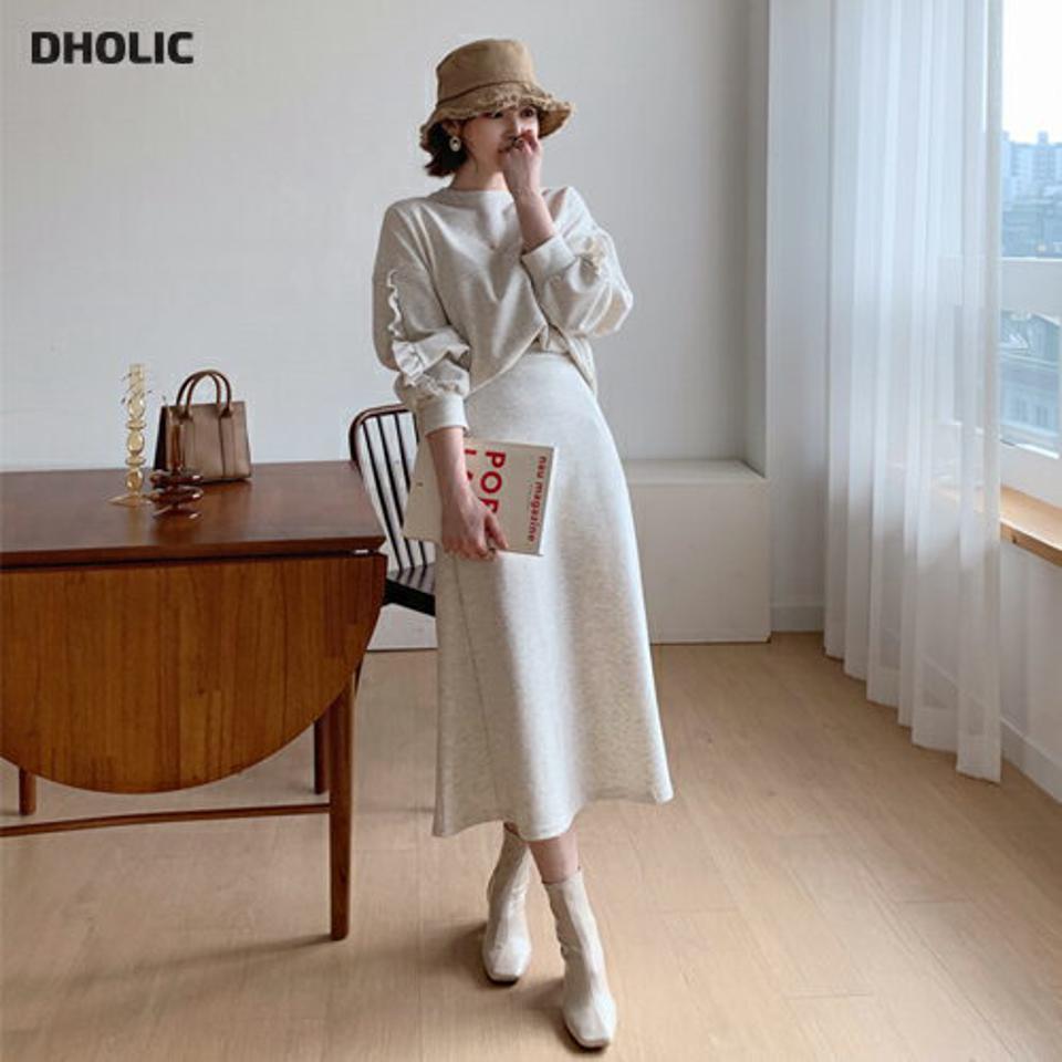 即日配送 フリルウェット&スカートSET・全2色・b56827 レディース 【ops】韓国ファッション ワンピース ロング ロングワンピース カジュアル スウェット セットアップ フリル ラウンドネック ウエストゴム スカート ルーズ ゆったり 秋 冬