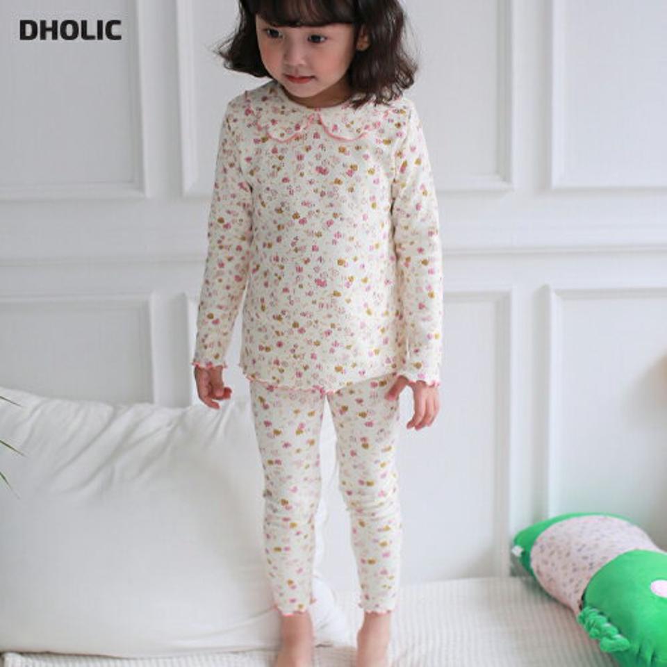 フラワーフリルルームウェア上下SET・u09456 キッズ【3~8才】【uw】【パジャマ ルームウェア 部屋着 上下 セット set トップス 長袖 パンツ ズボン 花柄 フラワー フリル かわいい 女の子 韓国 韓国子供服 子供 こども 子供服 こども服】【KIDS】