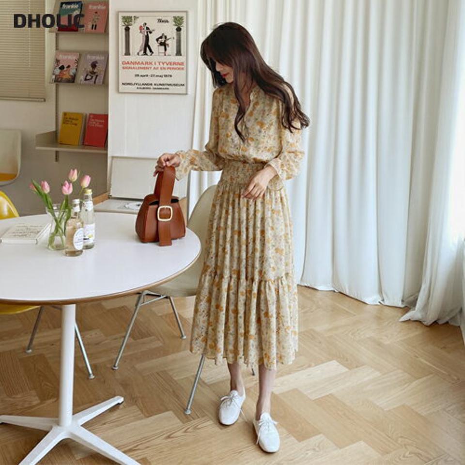 花柄シャーリングフレアワンピース・全3色・t61591 レディース 【ops】【韓国 ファッション ワンピース ロング ロングワンピース フリル Vネック 花柄 フラワー 春 シフォン ギャザー 揺れ感 フェミニン 上品 秋 冬】