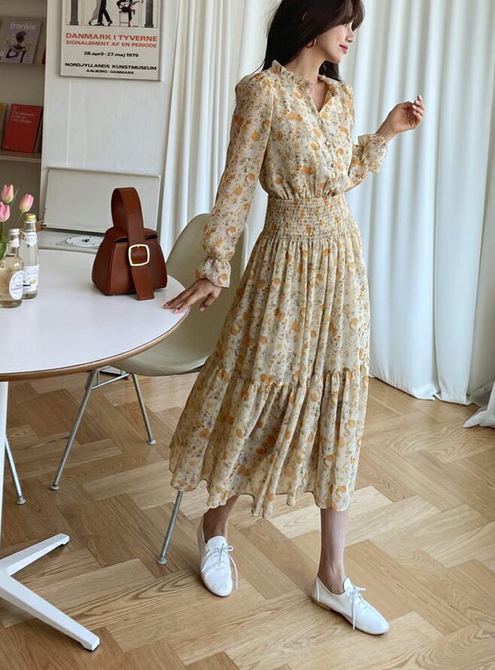 花柄シャーリングフレアワンピース・全3色・t61591 レディース 【ops】【韓国 ファッション ワンピース ロング ロングワンピース フリル Vネック 花柄 フラワー 春 シフォン ギャザー 揺れ感 フェミニン 上品 秋 冬】