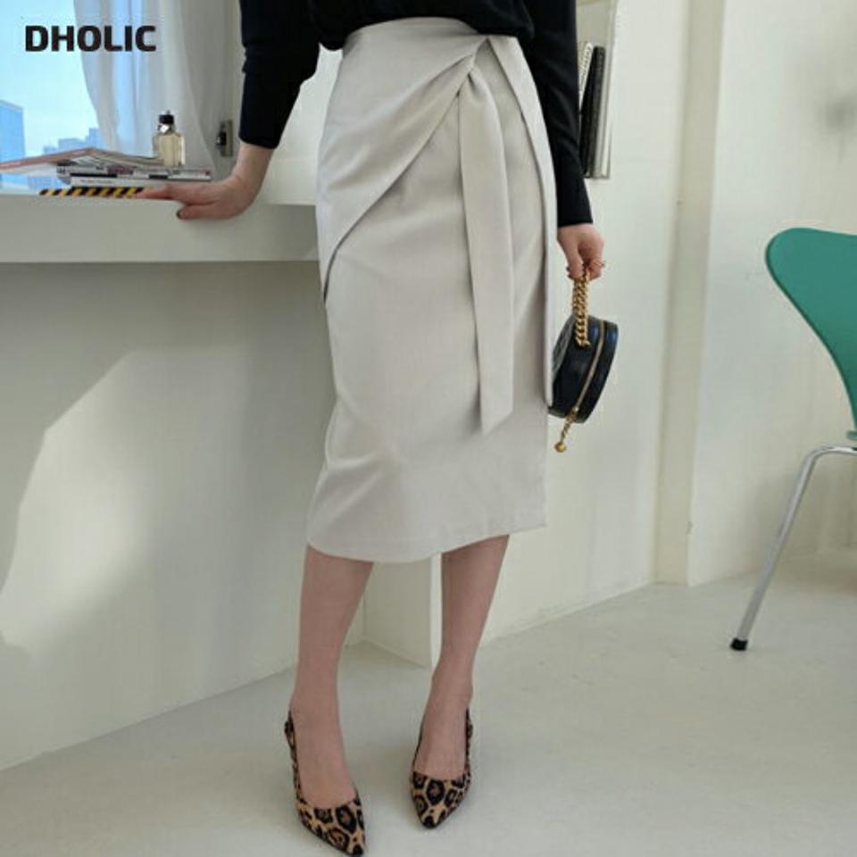 【只今10%OFF】リボンラップミディスカート・全2色・t66878 レディース 【sk】【スカート ミディ丈 ミディスカート ラップデザイン Hライン ラップスカート リボン りぼん シンプル 大人 オフィスカジュアル 秋 冬 韓国 ファッション】【ハイホリHIHOLLI】