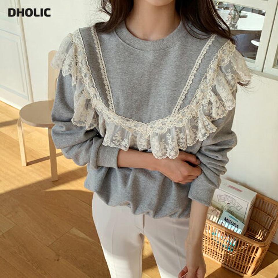 レースフリルポイントスウェット・全2色・b61583 レディース 【tops】【韓国 ファッション トップス Tシャツ 長袖 ラウンドネック ルーズ ゆったり スカラップ レース フリル 上品 体型カーバー デイリー 秋 冬】