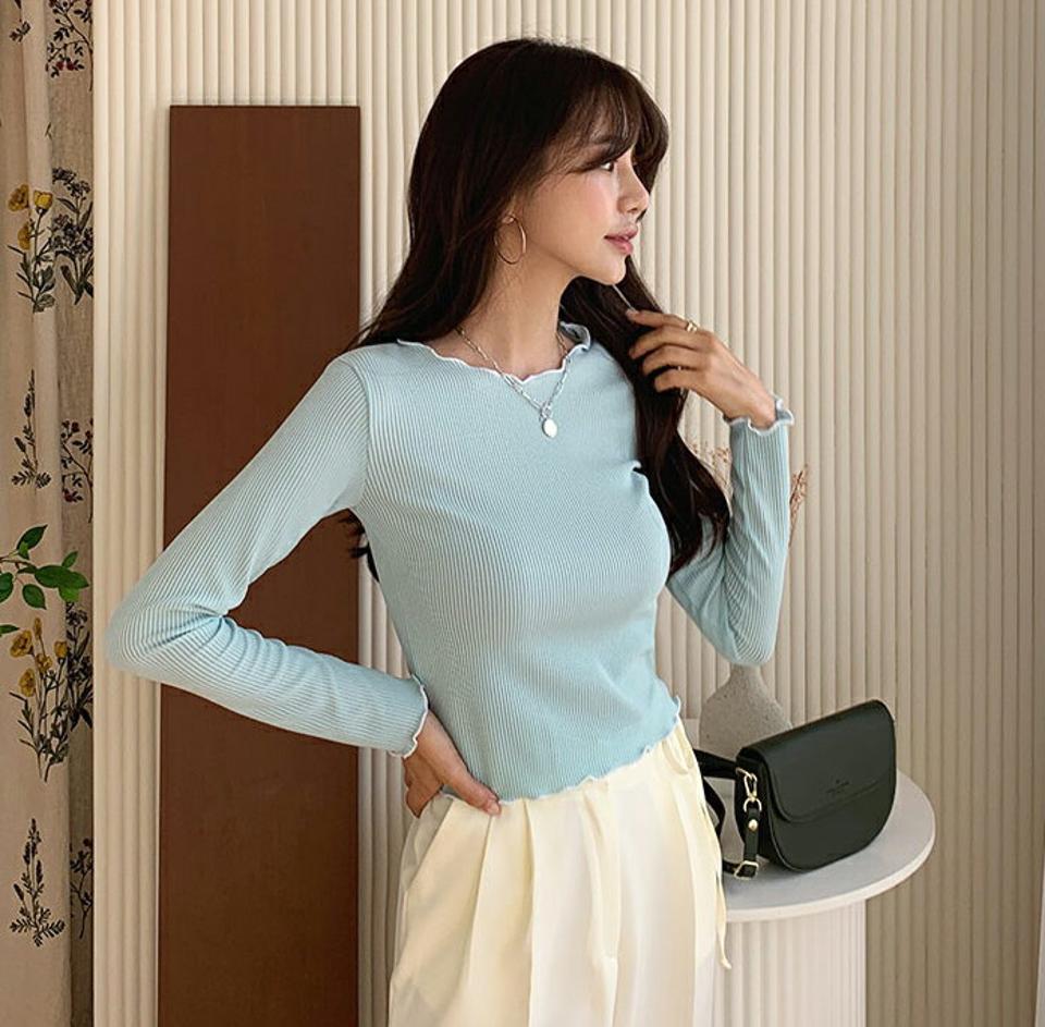 【今ダケ送料無料】ウェーブ配色ラインTシャツ・全4色・t62768 レディース 【tops】【韓国 ファッション トップス Tシャツ 長袖 ラウンドネック 高級感 ナチュラル ウェーブ スリム フィット クロップド丈 リブ 上品 体型カーバー 秋 冬】【UB3】
