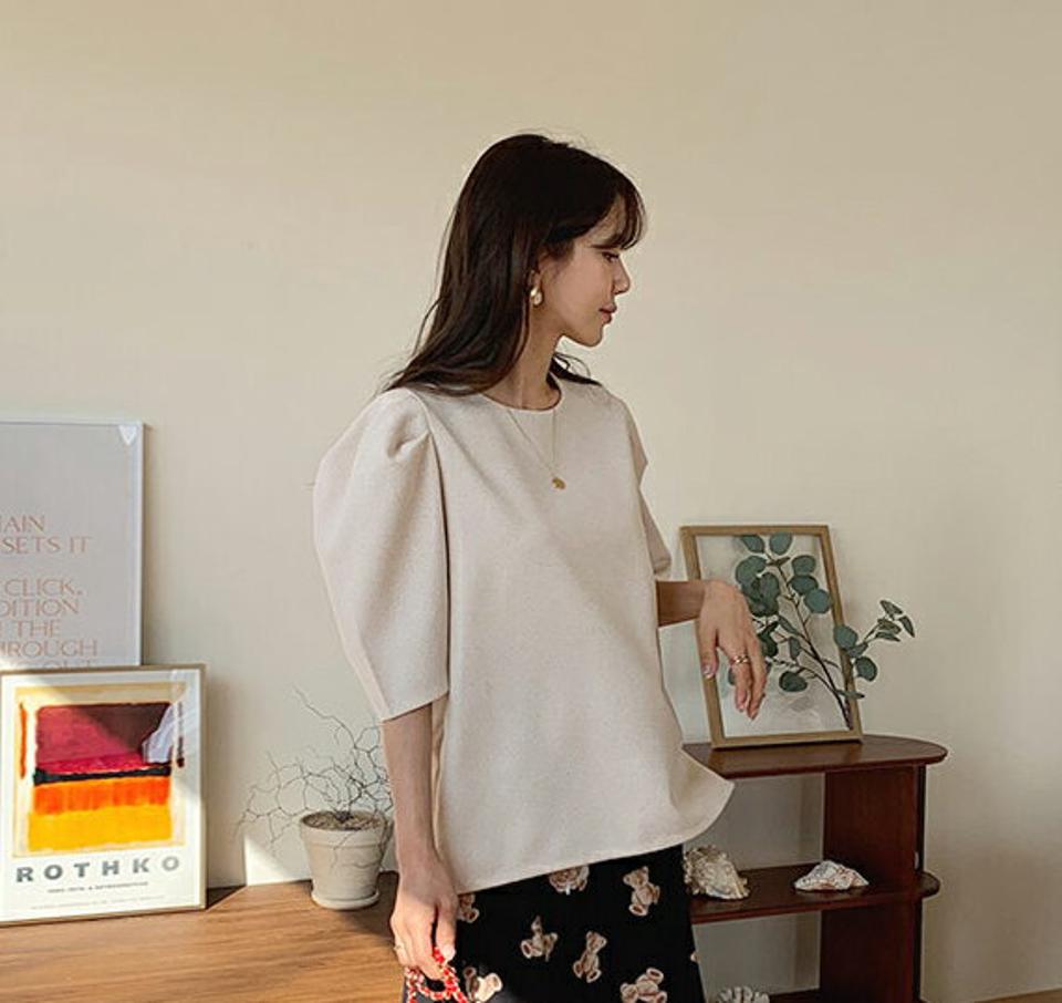 【只今10%OFF】ドットパフブラウス・全3色・t62779 レディース 【bl】【韓国 ファッション トップス ブラウス 半袖 上品 ラウンドネック ラブリー ドット パターン ボリューム袖 フェミニン 春 カジュアル デイリー 秋 冬】