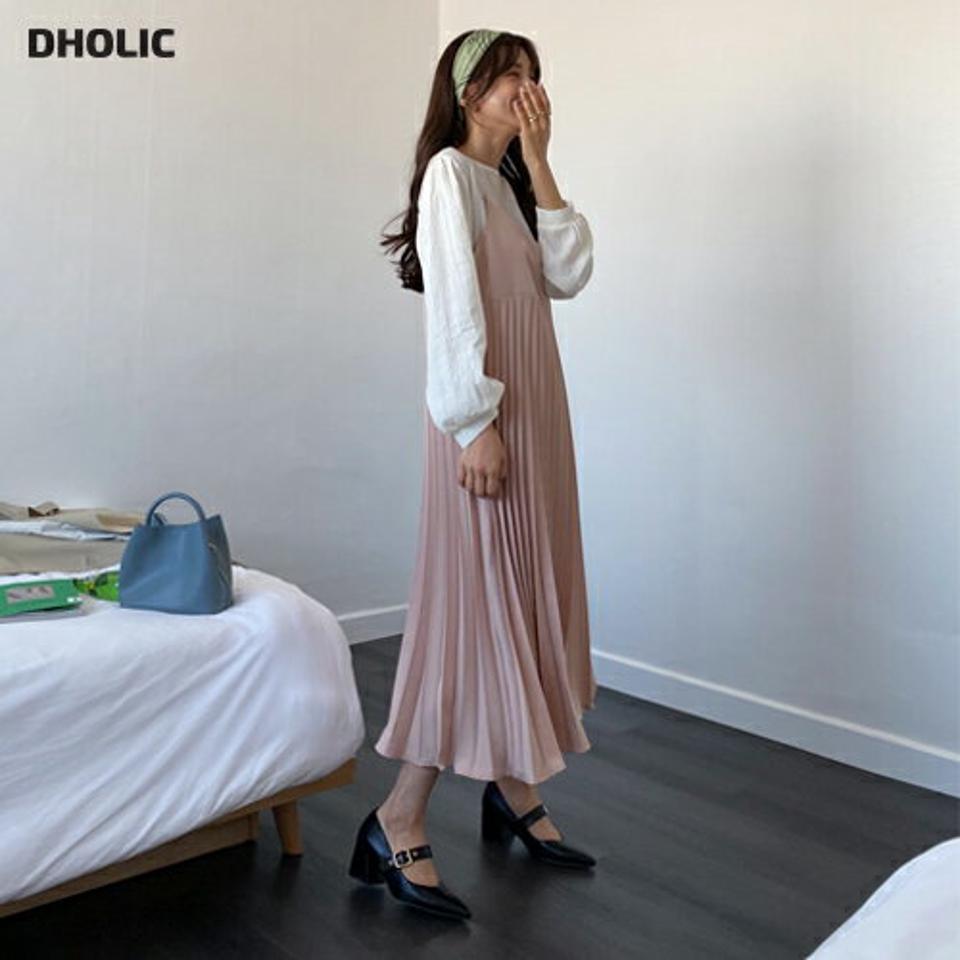 プリーツキャミワンピース・全2色・b64951 レディース 【ops】【韓国 ファッション ワンピース ロング ロングワンピース カジュアル Vネック プリーツ 揺れ感 キャミソール キャミワンピース ルーズ ゆったり 秋 冬】