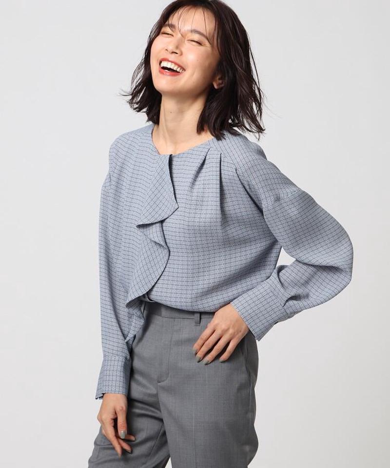 グラフィカルモデルノプリントブラウス