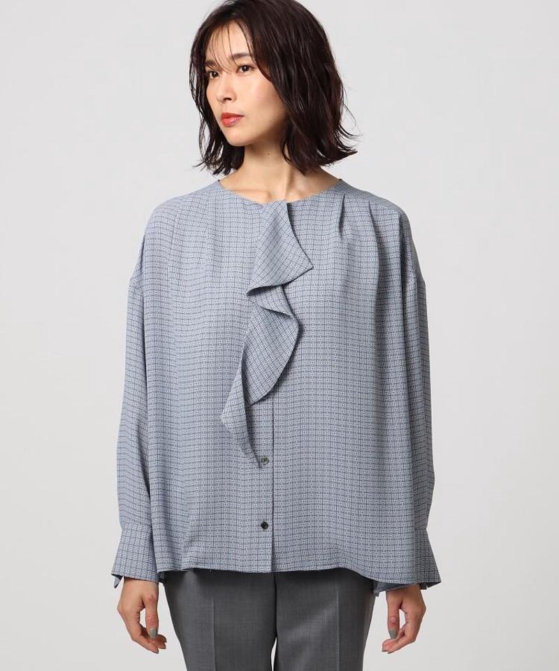 グラフィカルモデルノプリントブラウス