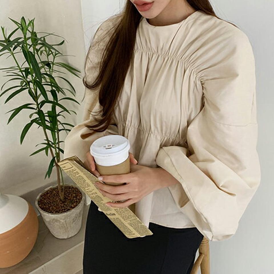 ギャザーパフブラウス・全4色・t67035 レディース 【bl】【トップス ブラウス 長袖 パフスリーブ パフ袖 ボリューム袖 ギャザー フェミニン 上品 大人 かわいい 可愛い 秋 冬 韓国 ファッション】【ハイホリHIHOLLI】