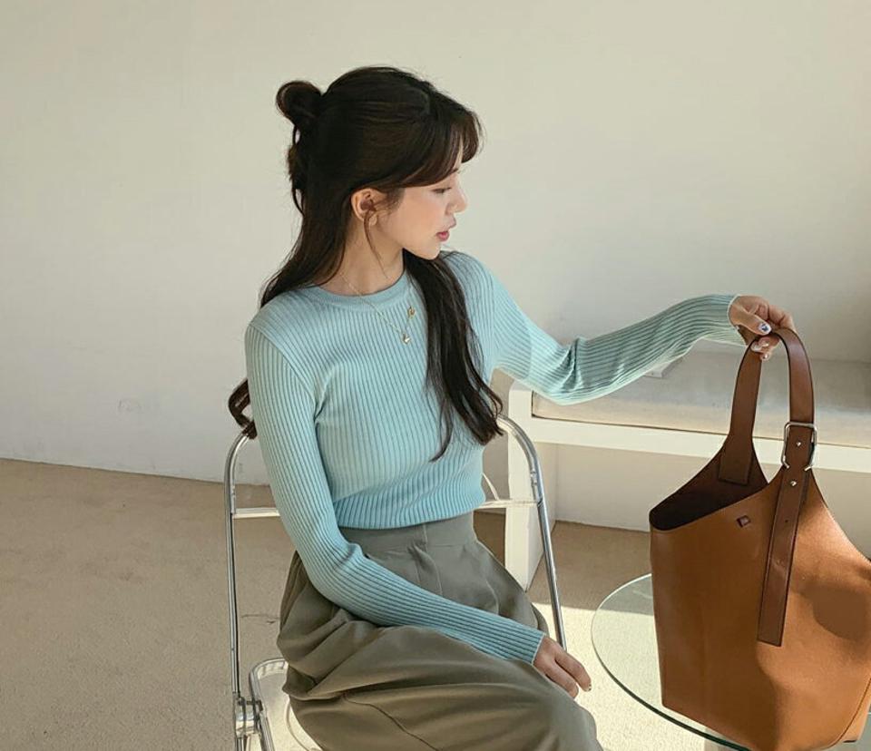 リブスリムニット・全5色・b61613 レディース 【tops】【韓国 ファッション トップス ニット 長袖 ぼわん袖 リブ スリム フィット ラウンドネック 体型カーバー 細身 デイリー ベーシック 無地 秋 冬】
