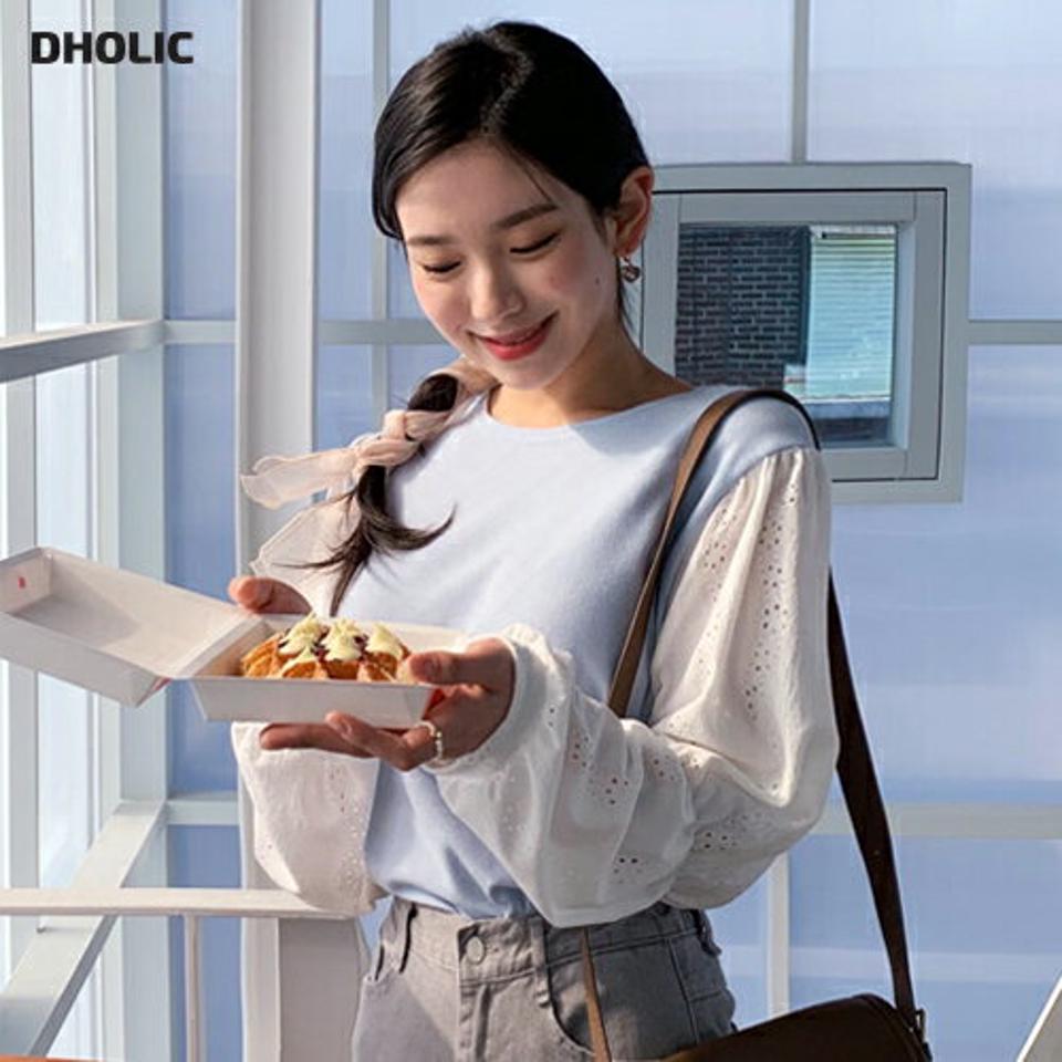 配色レーススリーブTシャツ・全2色・t63158 レディース 【tops】【韓国 ファッション トップス Tシャツ 長袖 ラウンドネック 配色 レーススリーブ アイレット 異素材 レイヤード風 ルーズ ゆったり デイリー カジュアル 体型カーバー 秋 冬】【NIJU】