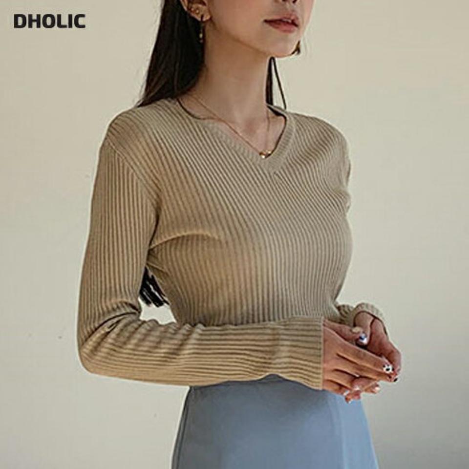リブVネッククロップドニット・全4色・b61612 レディース 【tops】【韓国 ファッション トップス ニット 長袖 リブ 首元 デコルテ Vネック クロップド丈 ショート スリム フィット 細身 体型カーバー 無地 デイリー ベーシック カジュアル 秋 冬】