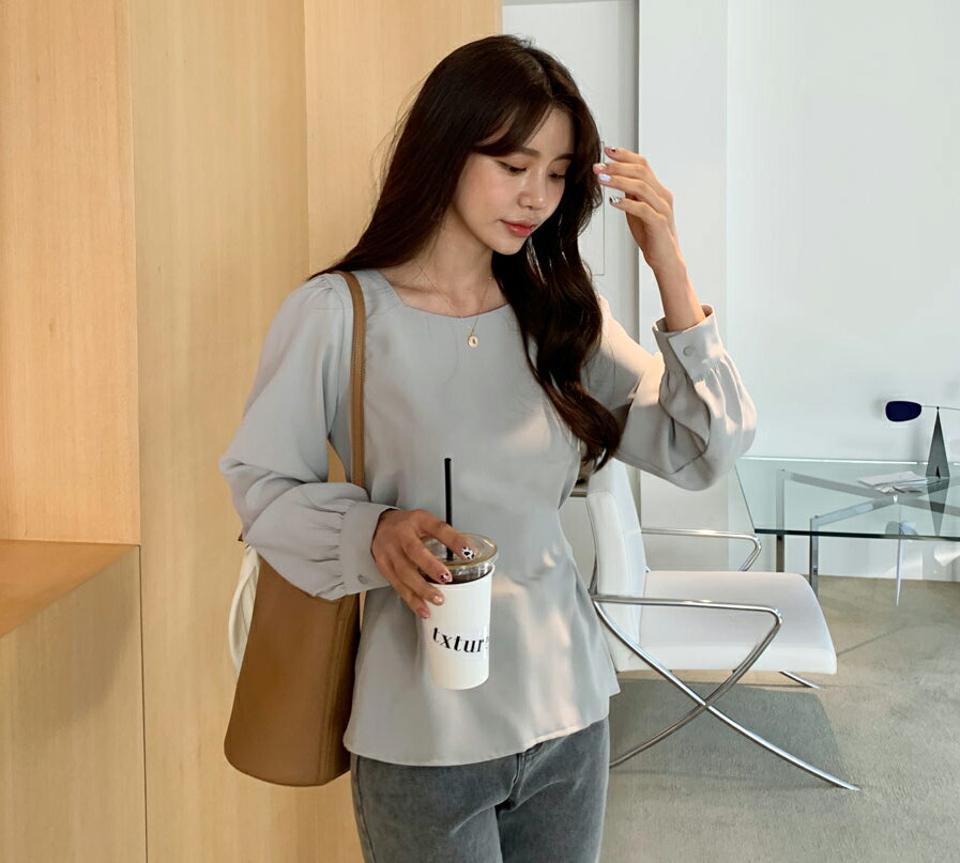 リボンフレアブラウス・全4色・b61617 レディース 【bl】【韓国 ファッション トップス ブラウス 長袖 上品 春 ウエストリボン フレア スクエア Vネック ボタン フェミニン カジュアル デイリー 秋 冬】