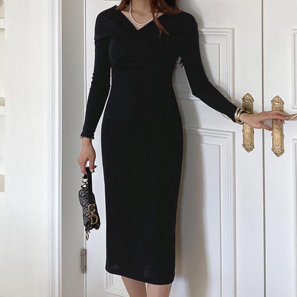 Vネックツイストワンピース・全2色・t67052 レディース 【ops】【ワンピース ミディ丈 ミディワンピース 長袖 ツイスト Vネック 単色 無地 シンプル フェミニン きれいめ 秋 冬 韓国 ファッション】【ハイホリHIHOLLI】