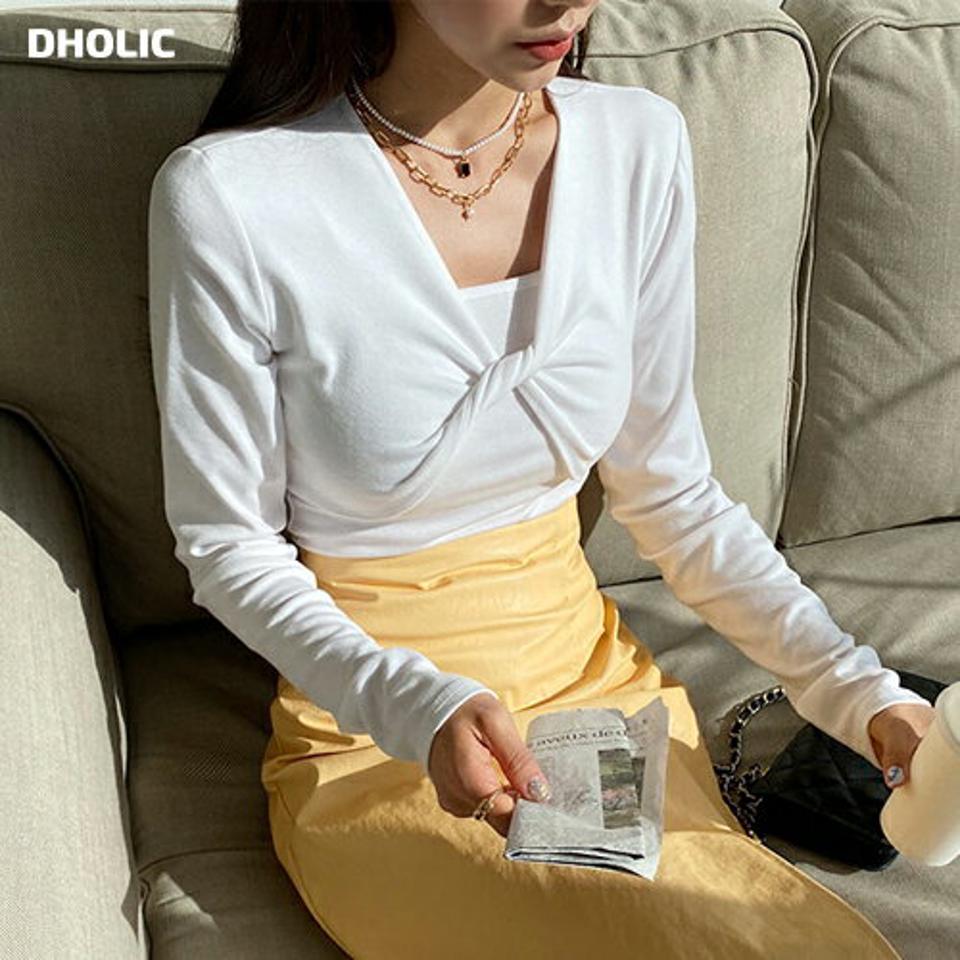 【新作10%OFF】キャミ&ツイストTシャツSET・全3色・t64969 レディース 【tops】【韓国 ファッション トップス Tシャツ 長袖 セット キャミ スクエアネック スリム フィット ツイスト クロップド 上品 体型カーバー デイリー 秋 冬】