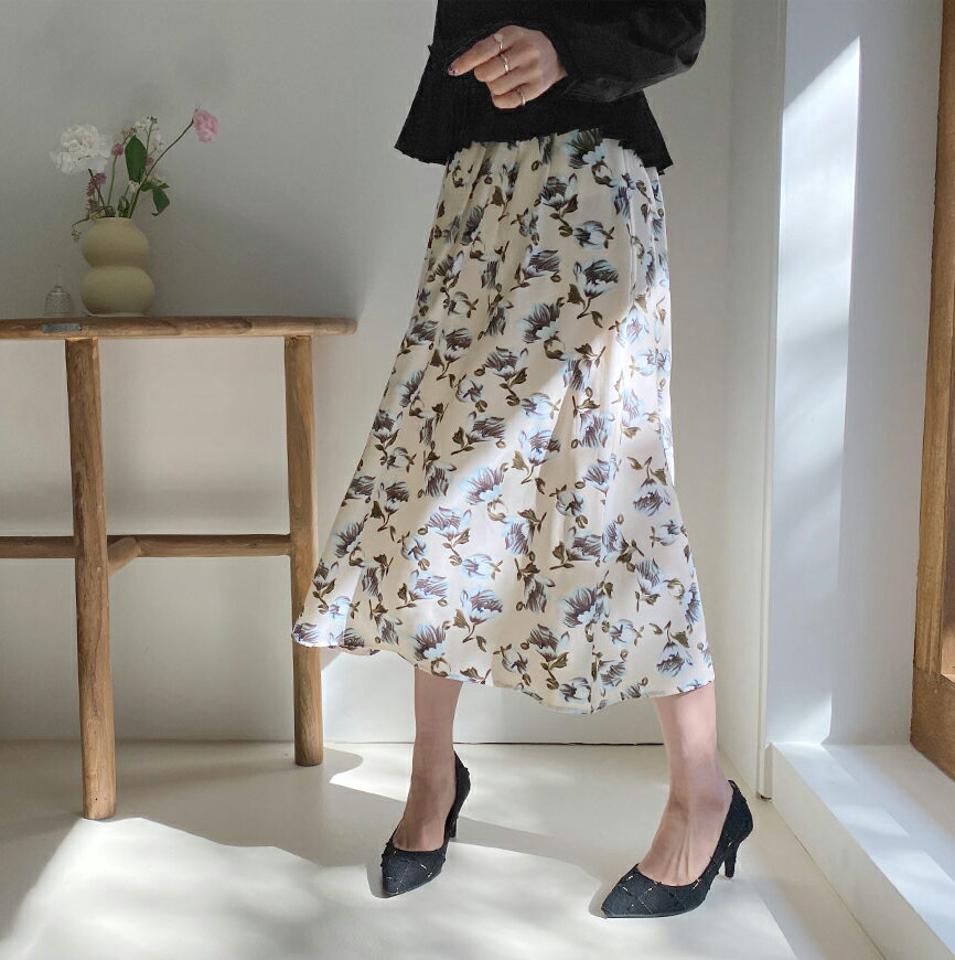 花柄Aラインスカート・全2色・t56927 レディース 【sk】【韓国 ファッション ボトムス スカート ロング ロングスカート フローラル パターン Aライン 揺れ感 ボリューム 花柄 カジュアル 体型カバー フェミニン デイリー 秋 春】【fw】