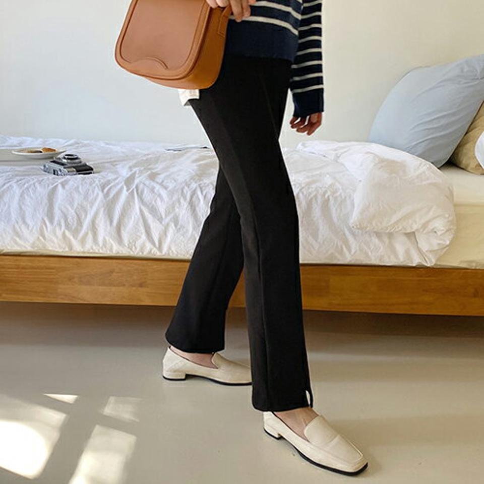 【只今10%OFF】スリットフレアパンツ・全3色・a63226 レディース 【pt】【韓国 ファッション ボトムス パンツ ロング ブーツカットパンツ ウエストゴム ブーツカット トレンディ 体型カーバー スリット スリム 10分丈 十分丈 秋 春】【NIJU】