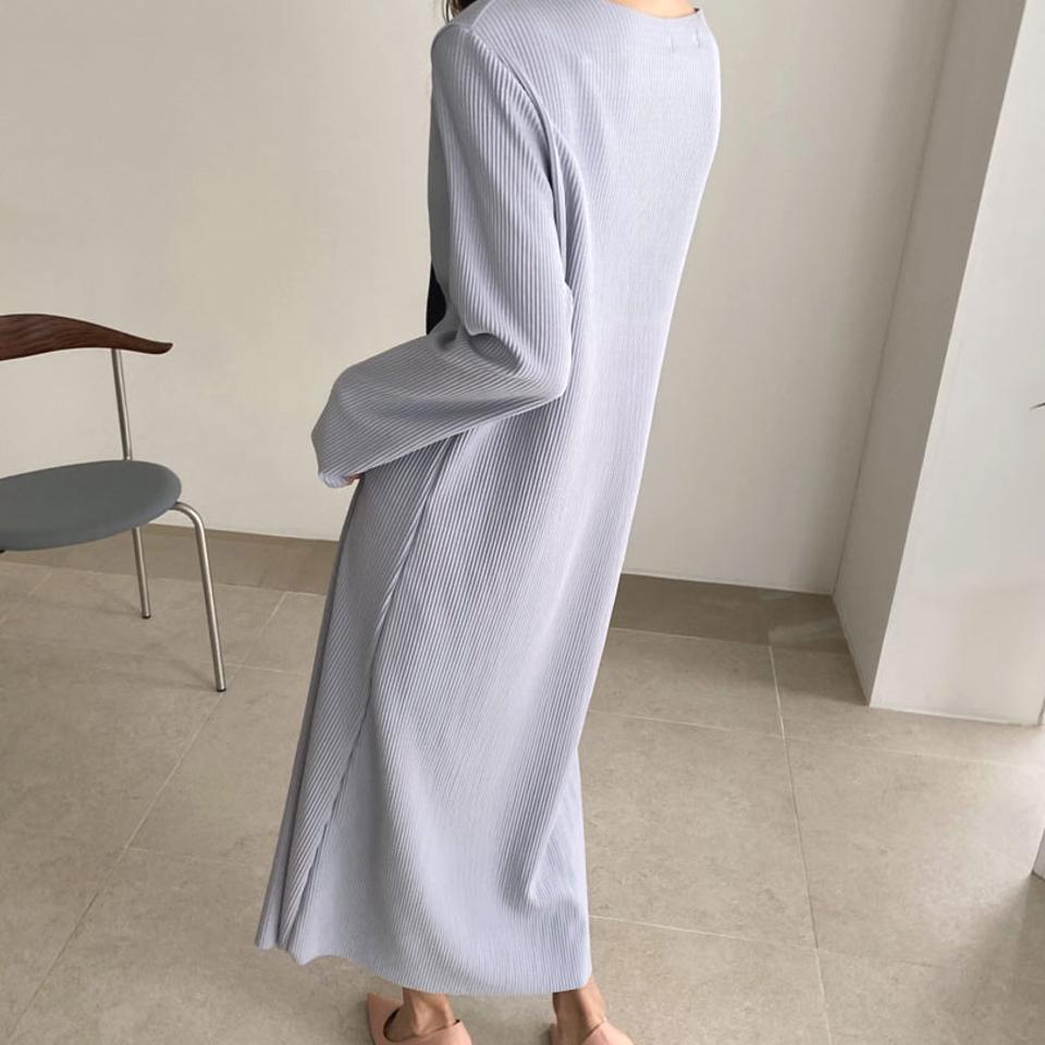 ツートーンプリーツワンピース・全2色・b67060 レディース 【ops】【ワンピース ロング ロングワンピース プリーツ プリーツワンピース 長袖 ツートーン ユニーク 個性的 大人 カジュアル 秋 春 韓国 ファッション】【ハイホリHIHOLLI】