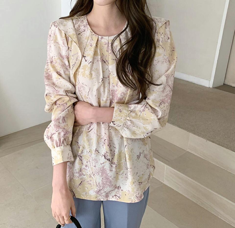 パターンフリルブラウス・全3色・t67075 レディース 【bl】【トップス ブラウス フリル フリルブラウス 総柄 モダン 雰囲気 フェミニン きれいめ 秋 春 韓国 ファッション】【ハイホリHIHOLLI】