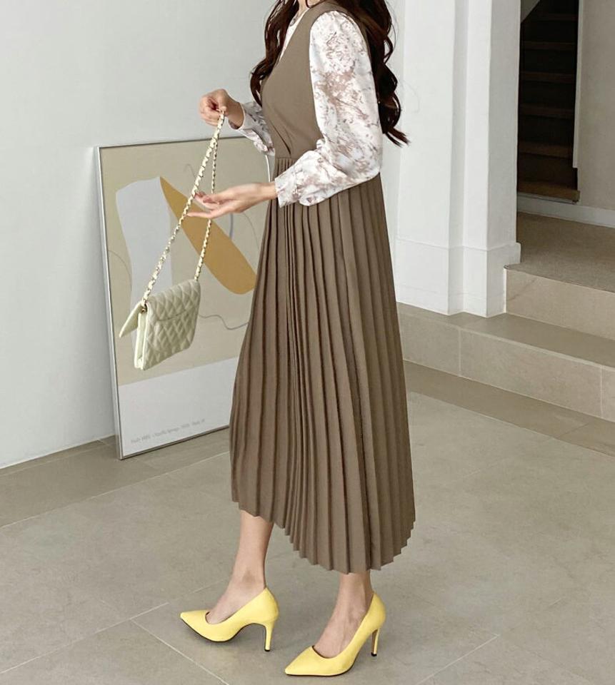 プリーツノースリワンピース・全2色・t67073 レディース 【ops】【ワンピース ロング ロングワンピース プリーツ プリーツワンピース スリーブレス ノースリーブ Vネック レイヤード 上品 秋 春 韓国 ファッション】【ハイホリHIHOLLI】