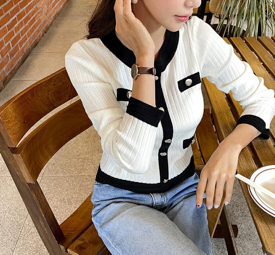 配色ボタンリブニット・全2色・b61643 レディース 【tops】【韓国 ファッション トップス ニット 長袖 ぼわん袖 配色 大人 ラウンドネック スリム フィット 細身 体型カーバー デイリー 無地 秋 春】