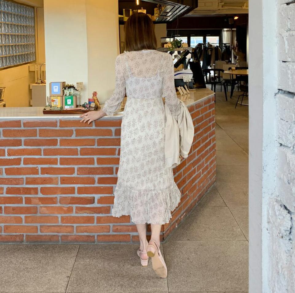 花柄リンクルワンピース・全3色・t61649 レディース 【ops】【韓国 ファッション ワンピース ロング ロングワンピース 花柄 カシュクール リンクル シフォン Vネック スリム フェミニン 細身 体型カバー 秋 春】【fw】